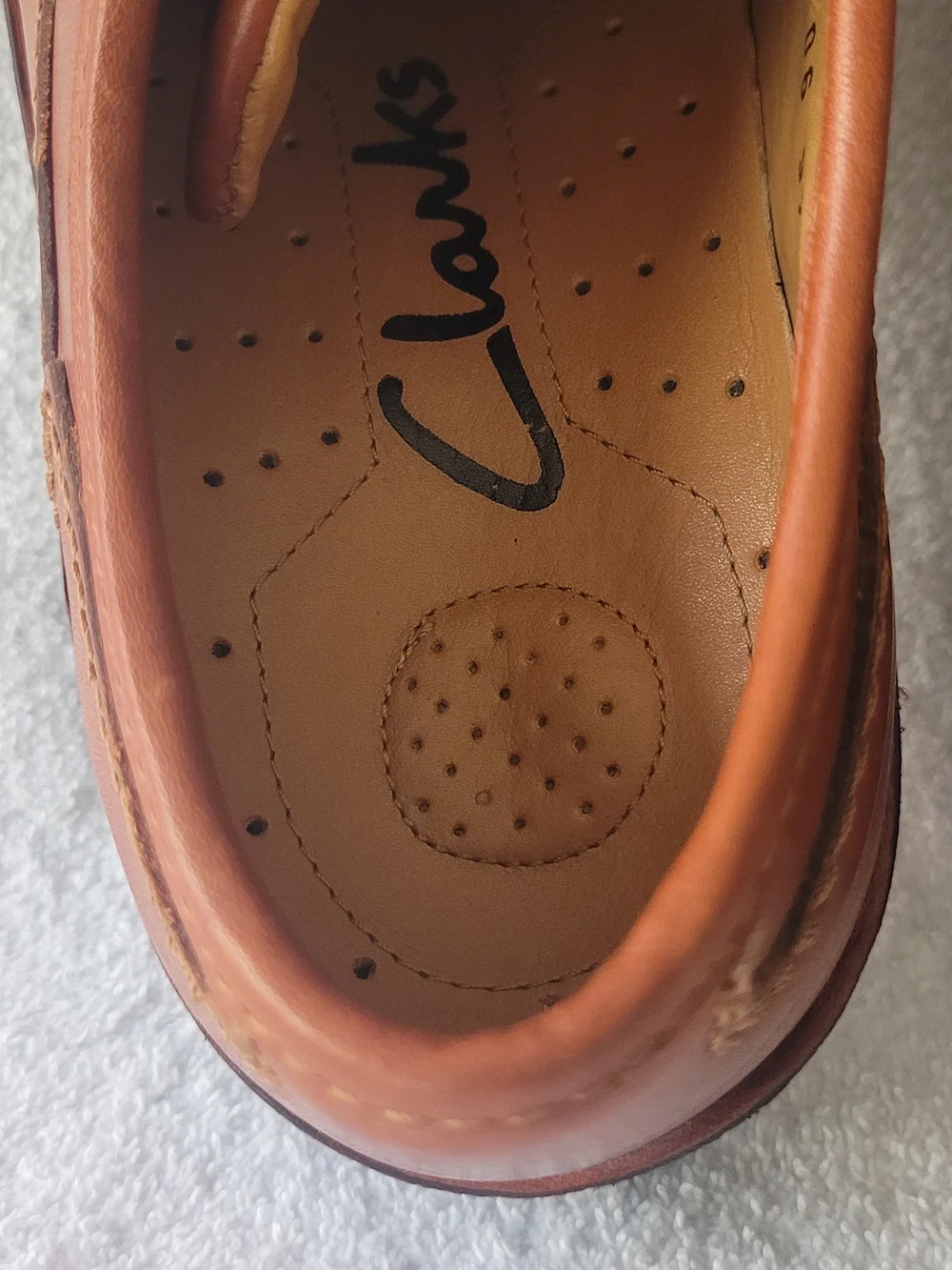 Clarks Men’s Brown Leather Active Air Vent oxford style Shoes Size 8.5 med